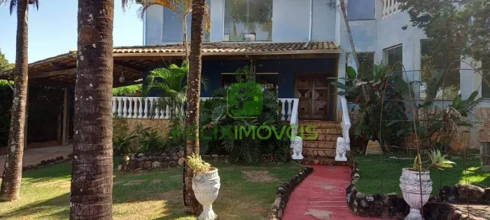 Casa para Aluguel em Lagoa Santa (Condados de Bougainville) | 7 Quartos, 4 Suítes e Churra