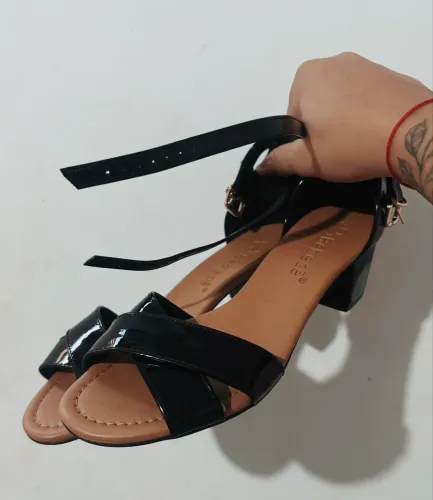 Saltinho preto 