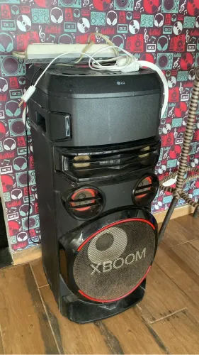 Caixa de som LG X9 1000wats