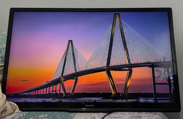 TV Philips 32 Full HD HDMI Sem Manchas