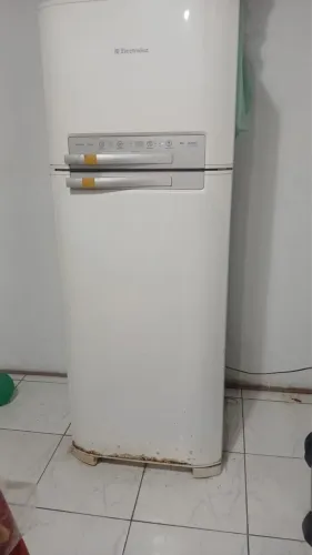 Geladeira Eletrolux