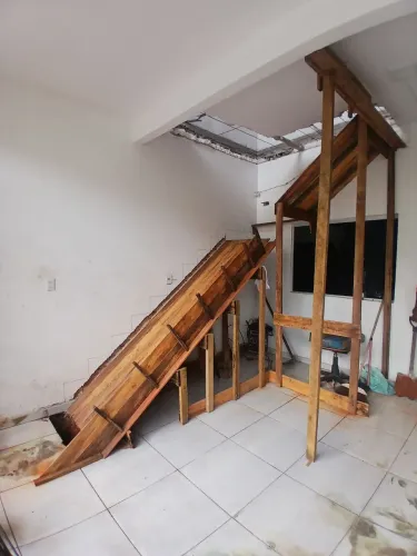 Olá ? pedreiro qualificado na área da construção ?