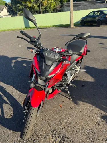 Moto Bajaj Pulsar N150