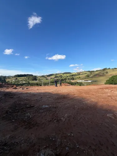 Vendo terreno 2 mil m2 - Bueno Brandão mg 