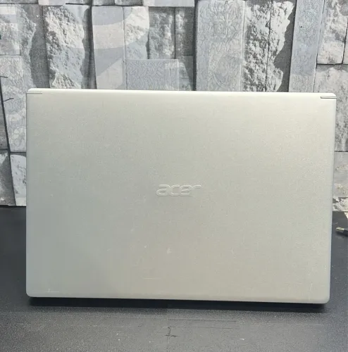 Notebook Acer core i5 da 10° geração
