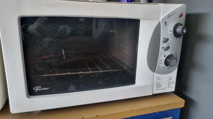 Forno elétrico Fischer gourmet 44l funcionando perfeitamente