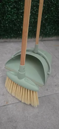 VASSOURA COM PÁ BAMBUMIX