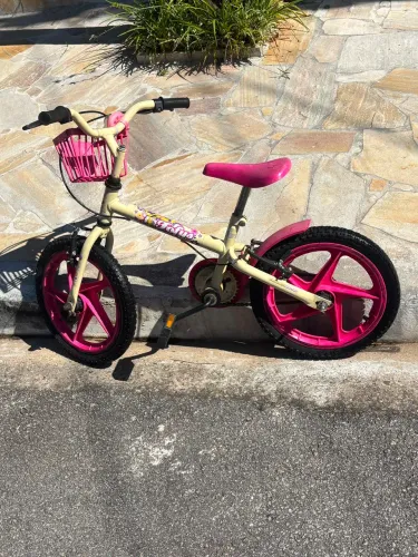 Bicicleta infantil aro 16 Só 99,00