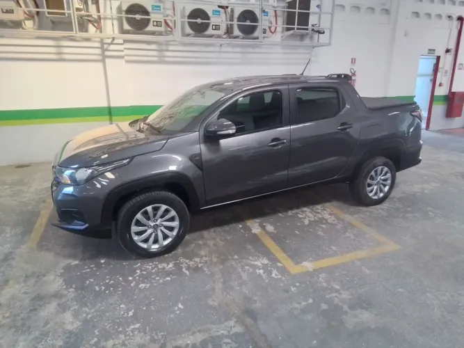 Fiat Strada Freedom 1.3 Flex 8V CD 2025