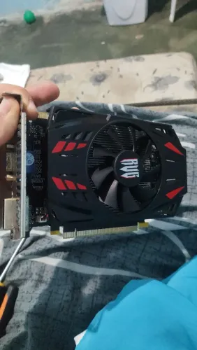 ? PLACA DE VÍDEO GTX 550 Ti 2GB ?