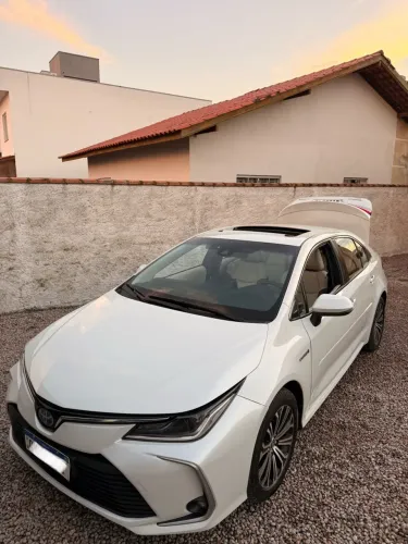 Toyota Corolla Altis Prem. Hybrid 1.8 Flex AUT 2020