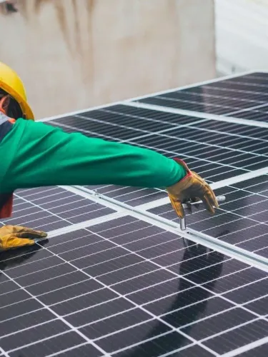 Instalador de placa solar 