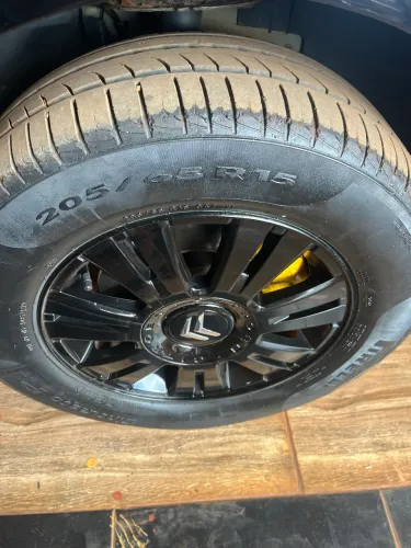 Rodas originais  Citroën c4 furação 4x108