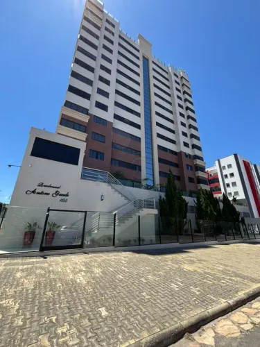 Apartamento à Venda - Bairro Candeias