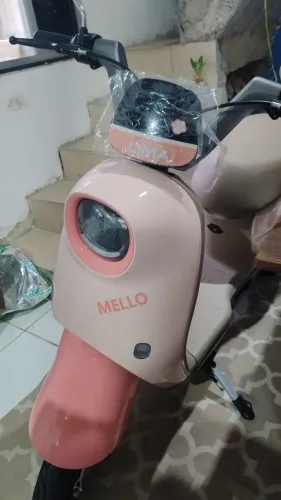 Moto elétrica retrô