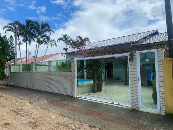 Casa com 8 dormitórios à venda por R$ 1.200.000,00 - Praia Do Sonho (Ens Brito) - Palhoça/