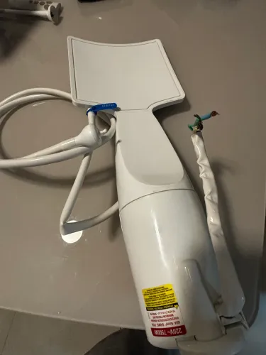 Chuveiro eletrônico 220 W