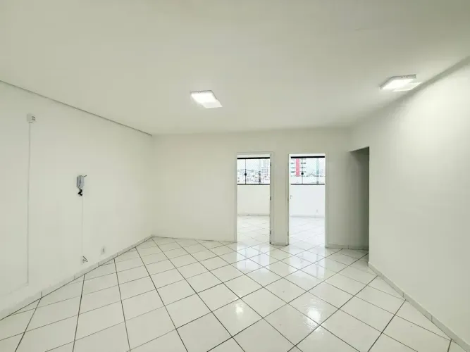 Sala comercial para locação no centro de Mogi das Cruzes