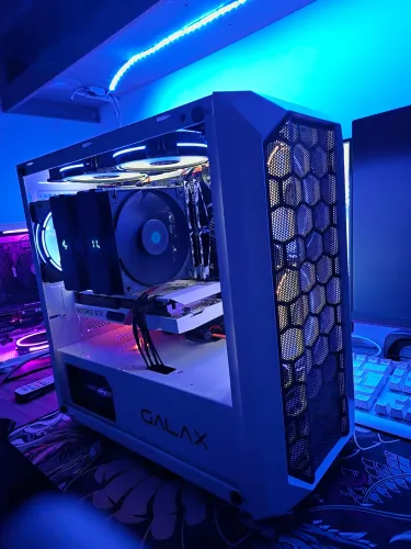 Pc Gamer Ryzen 5600g / 16gb RAM DDR4 3000Mhz/ RTX 3050 8g