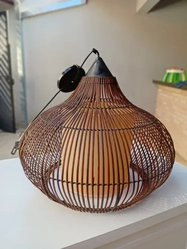 Luminária pendente Artesanal em Bambu/Rattan