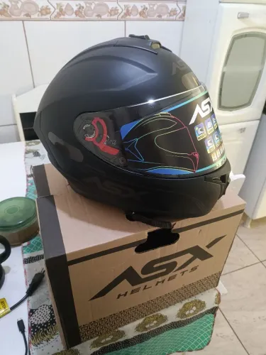 Capacete  de moto ASX nunca usado novo n57