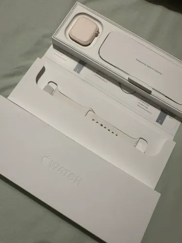 Apple Watch Series 11 Gps - Caixa Cor De Ouro Rosa De Alumínio 42 Mm