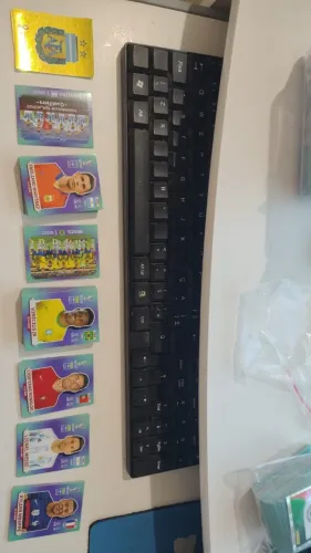 Figurinhas da Copa do Mundo 2022 CR7 Messi Mbappé Brasil Argentina Original da Panini