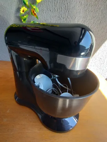 Batedeira Planetária Britânia BBP760 700W