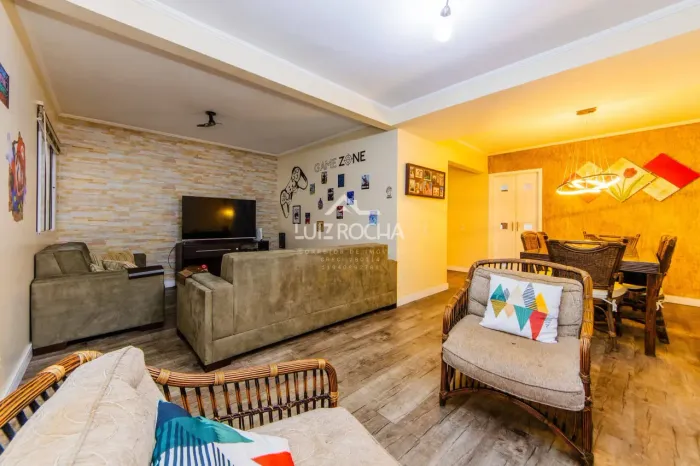 Casa no condomínio Condomínio Jd. Paulistano para venda com 4 quartos, sendo 1 suíte , 120