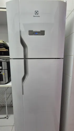 Geladeira Electrolux Frost Free 371L DFN41 - Excelente Estado