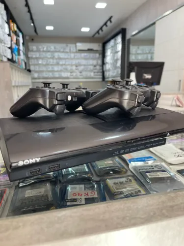 PlayStation 3 super slim 