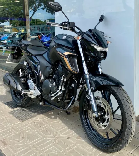 YAMAHA FZ 25 ABS 2024