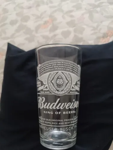 Copo de Cerveja Budweiser 400 ml