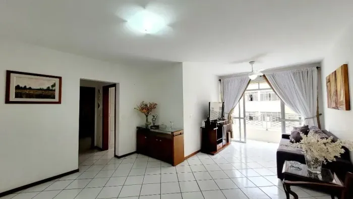 Imóvel para venda possui 82 metros quadrados com 2 quartos em Estreito - Florianópolis - S