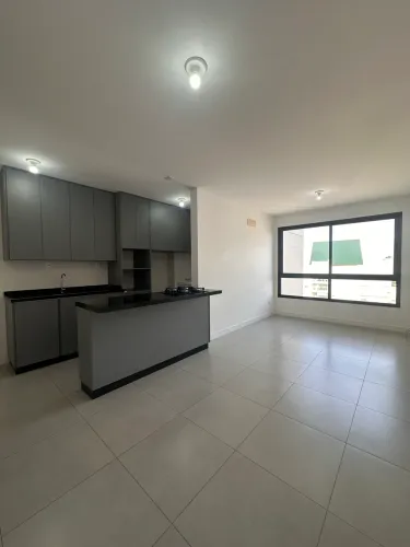 Apartamento Urbanit 02 quartos sendo 01 suíte 
