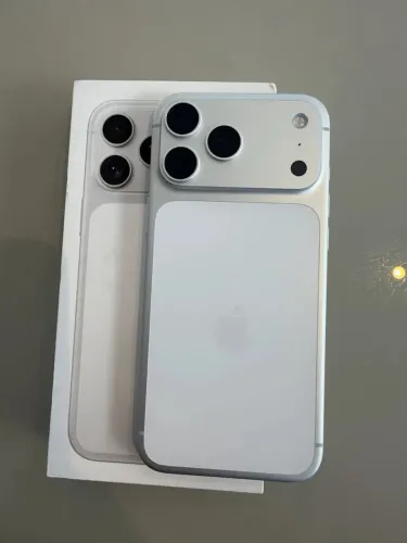 iPhone 17 pro max 256G