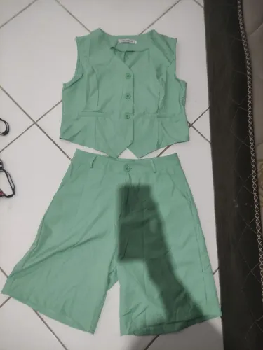 Vendo essa roupa novinha