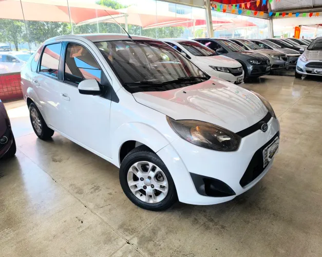 Ford Fiesta Sed. 1.6 8V Flex 4P 2014