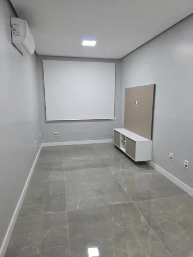 APARTAMENTO 1 DORMITÓRIO SEMI-MOBILIADO NO BAIRRO MENINO DEUS PORTO ALEGRE