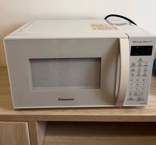 Microondas Panasonic 21L