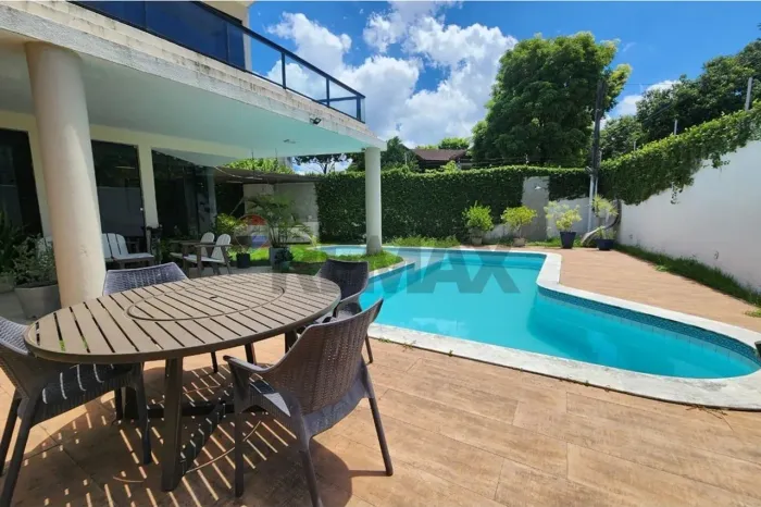 "Luxo e Conforto no Poço da Panela: Sua Nova Casa"
