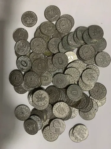 100 Fichas aleatórias para coleção somente envio token