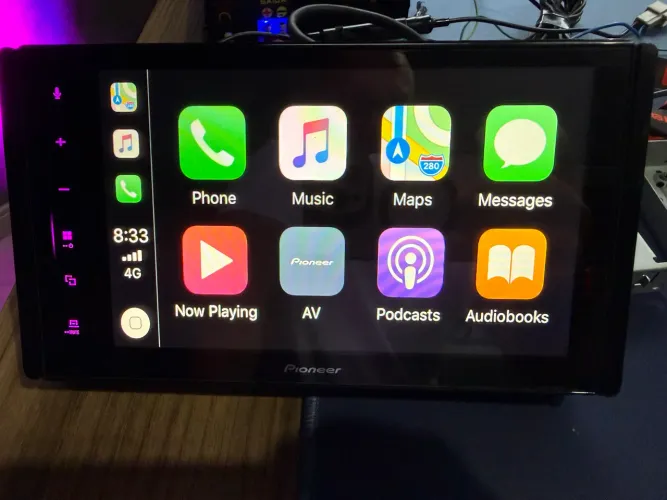 Pioneer DMH-ZS8280TV - Multimídia 8? com Apple CarPlay e Android Auto - Usado