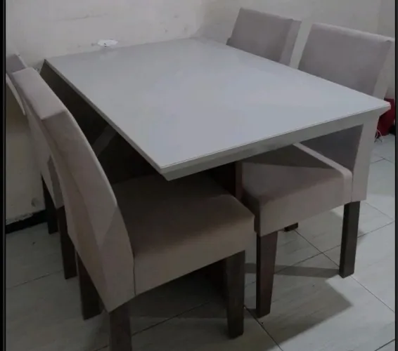 Mesa Jantar 