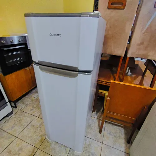 GELADEIRA ESMALTEC