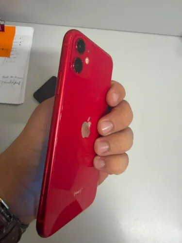 IPHONE 11 VERMELHO