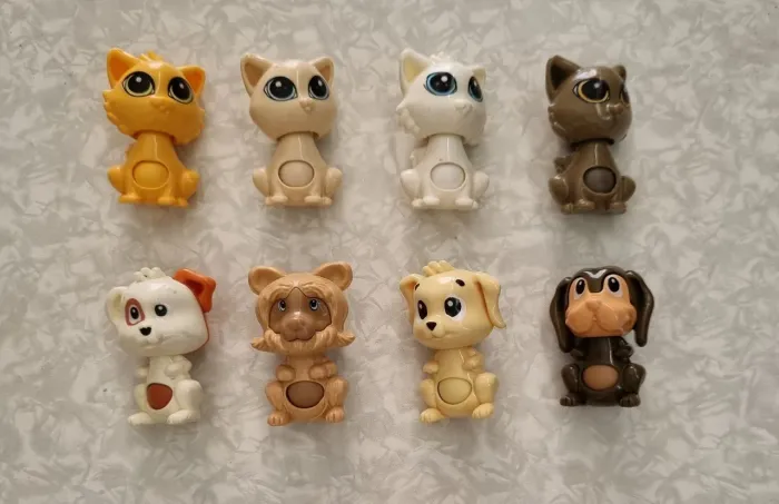 Lote gatos e cachorros Kinder ovo surpresa Natoons