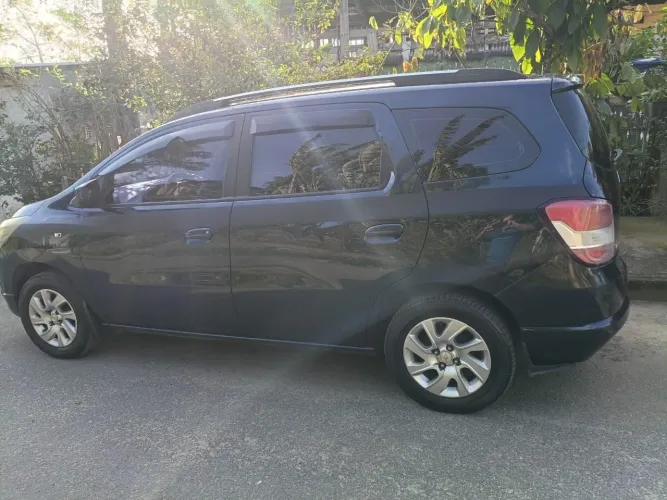 Chevrolet Spin LTZ 1.8 8V Econo.flex 5P Aut. 2013
