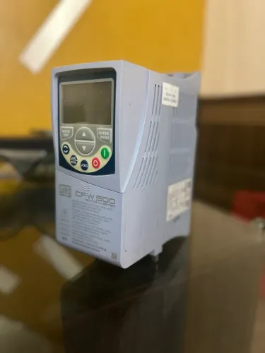 Inversor de Frequência WEG CFW500 - 4,3A - 380/480V