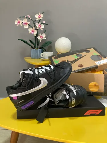 Nike Dunk Low x Off White Lot 50